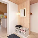 4 Star In Tatil Evi